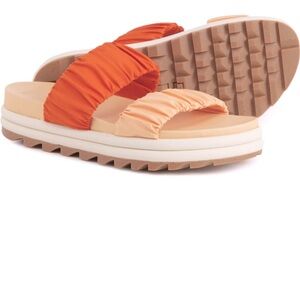 New in box Sorel x Prana Roaming sandal 8